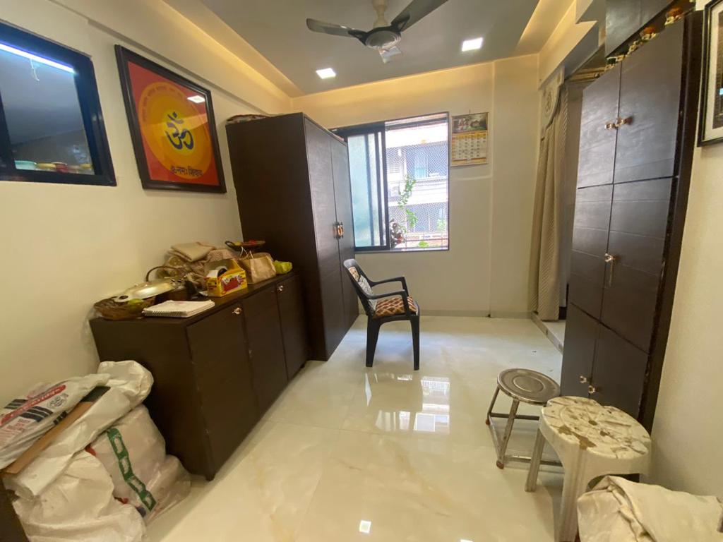 5 BHK Flat for Sale in Nepeansea Road - New Shree Sagar
